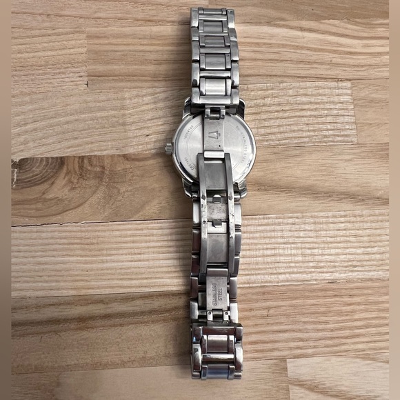 Bulova Ladies Watch Marine Star Genuine Diamonds White Pearl Dial 96R105 - Picture 12 of 14